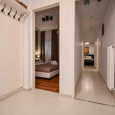 아파트 Porto Sea View - D. Gounari 5 테살로니키